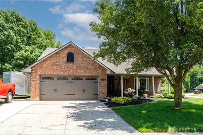 6891 Deer Bluff Drive, Huber Heights, OH 45424 - Photo 2