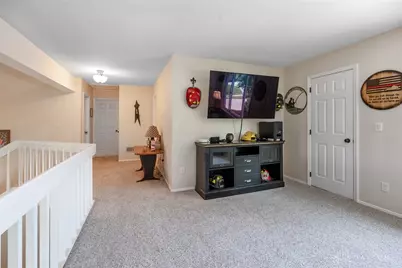 6891 Deer Bluff Drive, Huber Heights, OH 45424 - Photo 16