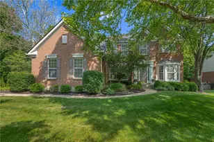 1717 Heritage Lake Dr, Centerville, OH 45458 - Photo 1