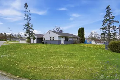 818 Brookwood Drive, Bellefontaine, OH 43311 - Photo 2