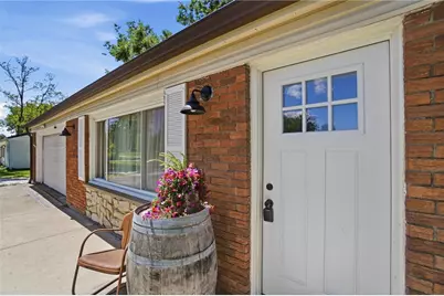 9095 N Bunnell Hill Road, Clearcreek Twp, OH 45458 - Photo 6