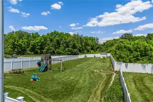 1195 Lisa Marie Dr, Xenia, OH 45385 - Photo 4