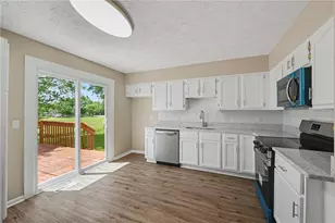 4060 Palos Verdes Ct, Trotwood, OH 45426 - Photo 12