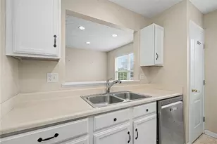 2451 Cabbage Key Dr, Miamisburg, OH 45342 - Photo 12