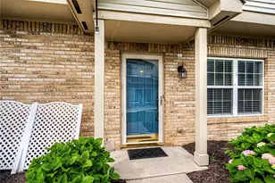 2451 Cabbage Key Dr, Miamisburg, OH 45342 - Photo 4