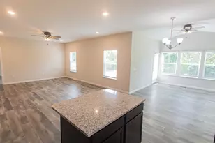 4008 Orange Blossom Ct, Tipp City, OH 45371 - Photo 6