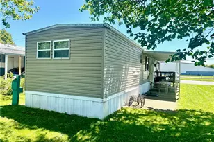 3473 Seaboard Dr, Dayton, OH 45414 - Photo 4