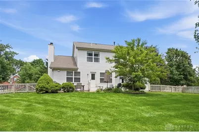 25 Fenwick Court, Springboro, OH 45066 - Photo 2