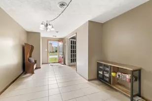 4317 Sarah Dr, Englewood, OH 45322 - Photo 40