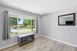 2719 Marigold Dr, Miami Township, OH 45449 - Photo 12