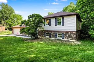 6820 Sycamore Creek Ct, Washington Twp, OH 45459 - Photo 2