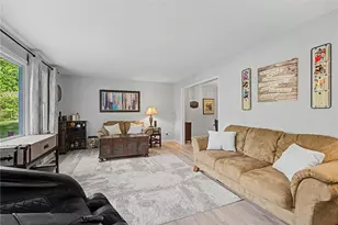 6820 Sycamore Creek Ct, Washington Twp, OH 45459 - Photo 4
