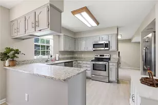 803 Park Hill Ct, Beavercreek, OH 45430 - Photo 8