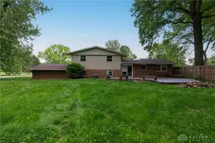 1922 Old Coach Rd, Springfield Twp, OH 45505 - Photo 48