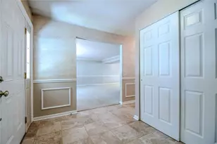 543 Deptford Ave, Washington Twp, OH 45429 - Photo 6