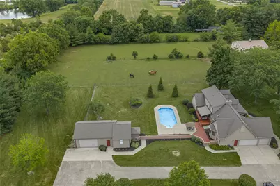 1424 N Lake Road, Bethel Twp, OH 45344 - Photo 4