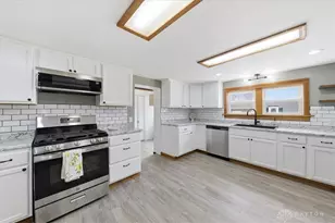 131 Hill St, Urbana, OH 43078 - Photo 16