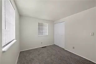 7924 Blackshear Dr, Huber Heights, OH 45424 - Photo 18