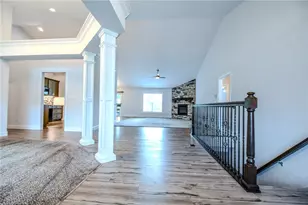 271 Montgomery Ln, Springboro, OH 45066 - Photo 6