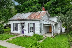 71 S Liberty St, Camden, OH 45311 - Photo 2