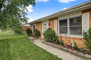 312 Highland Dr, Englewood, OH 45322 - Photo 4