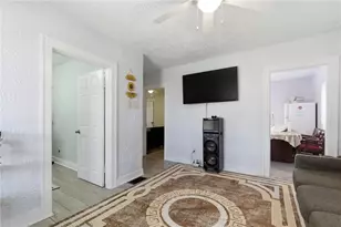 1428 Valley St, Dayton, OH 45404 - Photo 8