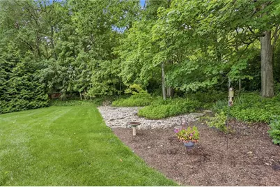 1901 N Regent Park Drive, Bellbrook, OH 45305 - Photo 54