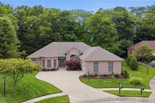 1901 N Regent Park Dr, Bellbrook, OH 45305 - Photo 1