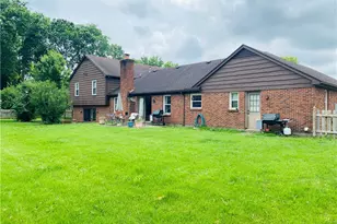 6856 Adamwald Ct, Miamisburg, OH 45459 - Photo 2