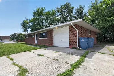 4450 Lambeth Drive, Huber Heights, OH 45424 - Photo 6