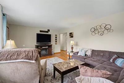 5607 Greencrest Drive, Dayton, OH 45432 - Photo 10