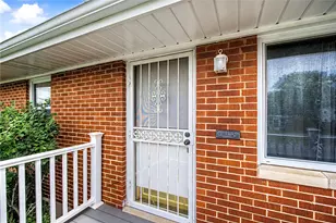 5607 Greencrest Dr, Dayton, OH 45432 - Photo 6