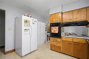 5607 Greencrest Dr, Dayton, OH 45432 - Photo 16