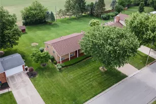 283 Dogwood Dr, Greenville, OH 45331 - Photo 6
