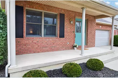445 Clover Hill, Tipp City, OH 45371 - Photo 2