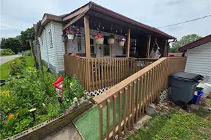 637 Highland Ave, Bellefontaine, OH 43311 - Photo 2