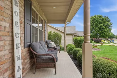1927 Cider Mill Way, Tipp City, OH 45371 - Photo 4