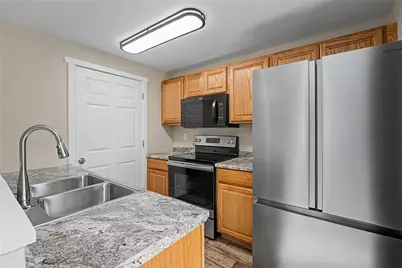 4817 Lodgeview Drive, Huber Heights, OH 45424 - Photo 14