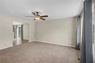 4817 Lodgeview Dr, Huber Heights, OH 45424 - Photo 6