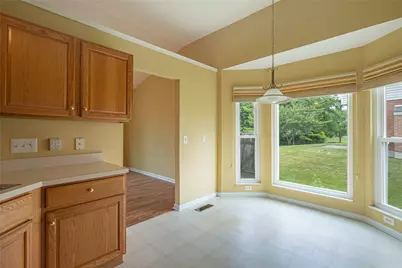 2502 Hillsdale Drive, Beavercreek Twp, OH 45431 - Photo 10