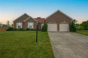 2502 Hillsdale Dr, Beavercreek Twp, OH 45431 - Photo 1