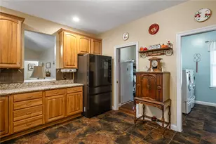2032 Hancock Ct, Xenia, OH 45385 - Photo 8