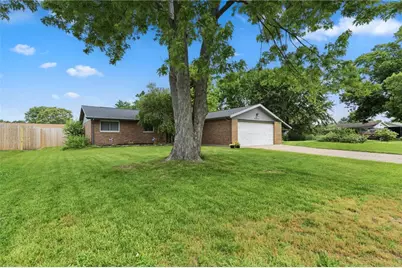 8136 Gibson Avenue, Fairborn, OH 45324 - Photo 2