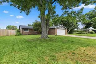 8136 Gibson Ave, Fairborn, OH 45324 - Photo 2