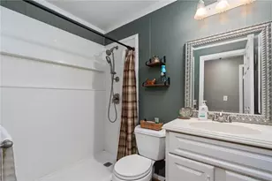 8136 Gibson Ave, Fairborn, OH 45324 - Photo 14