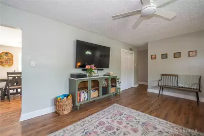 605 Mercury Drive, Cincinnati, OH 45244 - Photo 8