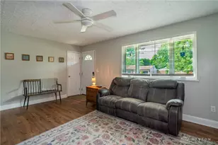 605 Mercury Dr, Cincinnati, OH 45244 - Photo 6