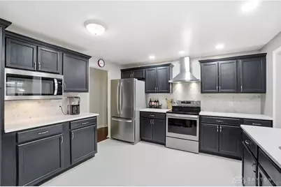 901 New England Avenue, Centerville, OH 45429 - Photo 14