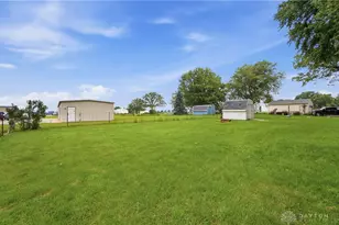 8251 Arlington Rd, Clay Twp, OH 45309 - Photo 28