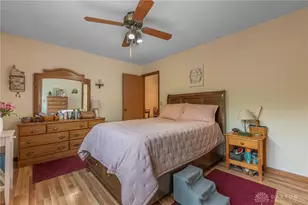 546 Kyle Ln, Fairborn, OH 45324 - Photo 16